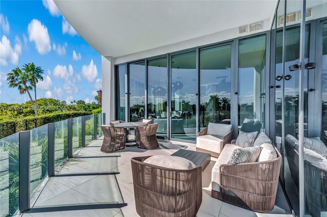 2811 S Bayshore Dr 4A, Miami, FL 33133