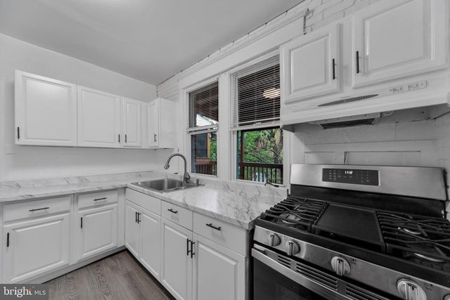 7320 DICKS AVE, Philadelphia, PA 19153