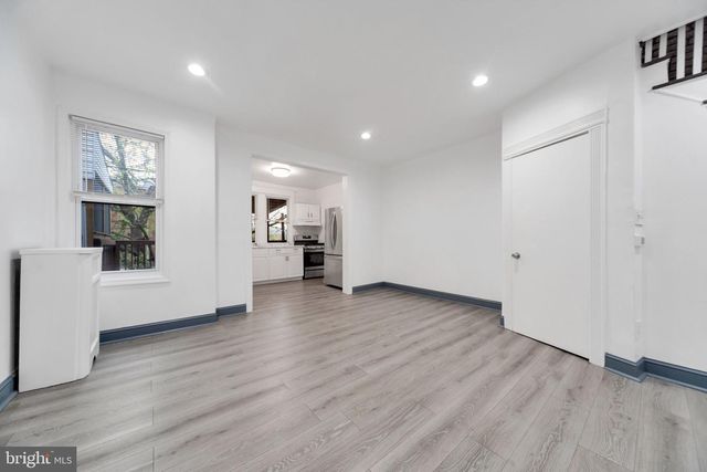 7320 DICKS AVE, Philadelphia, PA 19153