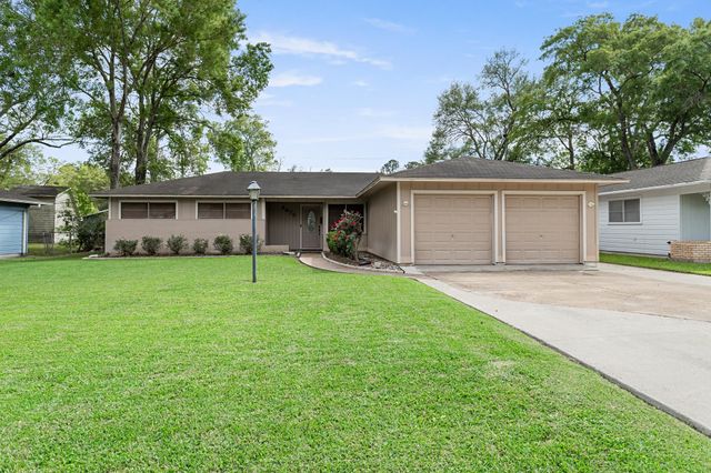 4675 Fieldwood Lane, Beaumont, TX 77706