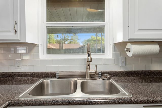 4675 Fieldwood Lane, Beaumont, TX 77706