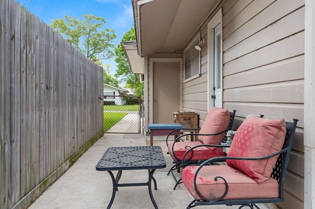 4675 Fieldwood Lane, Beaumont, TX 77706