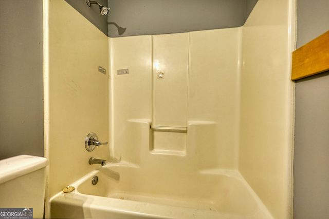 2313 Laura Court NE, Milledgeville, GA 31061