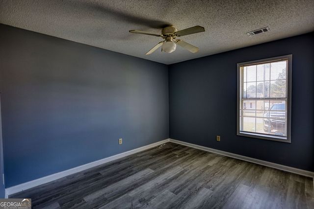 2313 Laura Court NE, Milledgeville, GA 31061