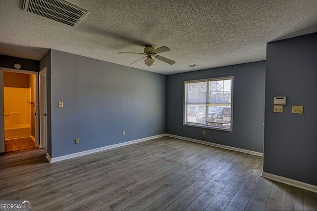 2313 Laura Court NE, Milledgeville, GA 31061