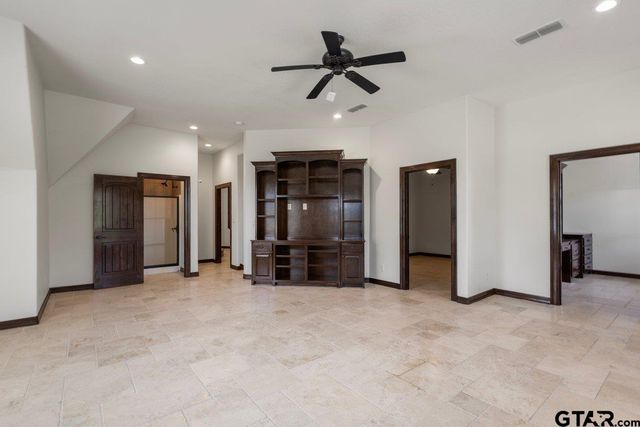 7820 Molina Dr, Tyler, TX 75704