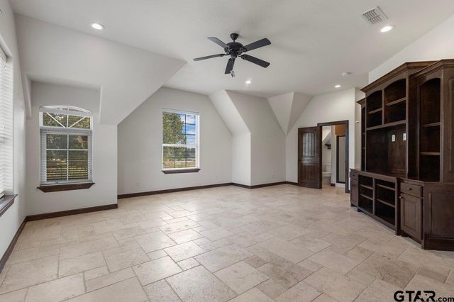 7820 Molina Dr, Tyler, TX 75704