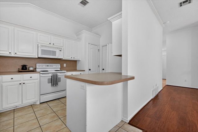 2216 97th Street, Lubbock, TX 79423