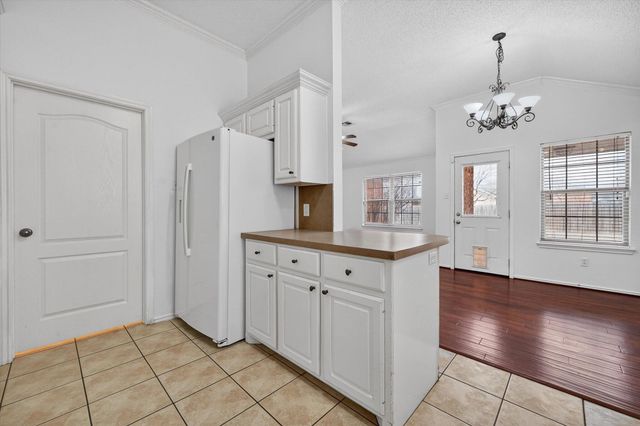 2216 97th Street, Lubbock, TX 79423