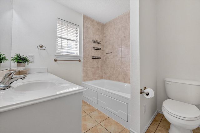 2216 97th Street, Lubbock, TX 79423