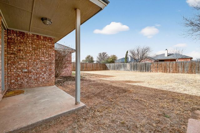 2216 97th Street, Lubbock, TX 79423