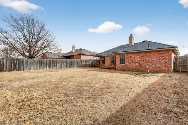 2216 97th Street, Lubbock, TX 79423