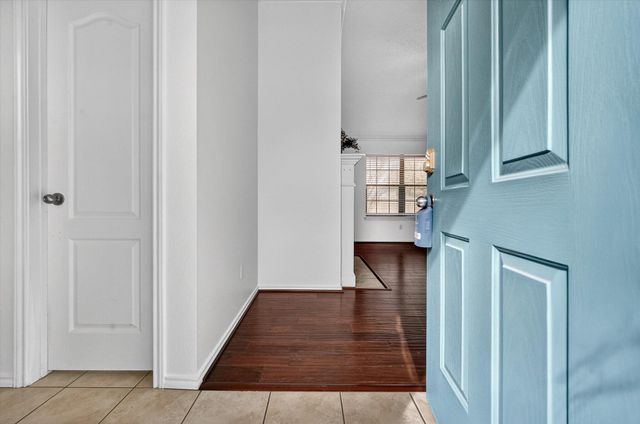 2216 97th Street, Lubbock, TX 79423