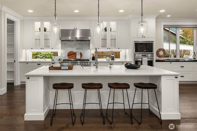 3406 97th Avenue SE, Mercer Island, WA 98040