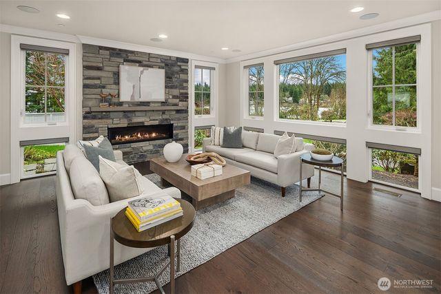 3406 97th Avenue SE, Mercer Island, WA 98040