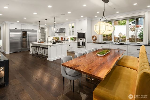 3406 97th Avenue SE, Mercer Island, WA 98040