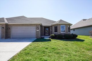 315 Louisa Street N, Shorewood, IL 60404