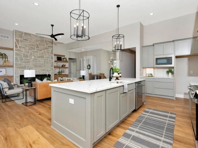 421 N Fielding, Derby, KS 67037