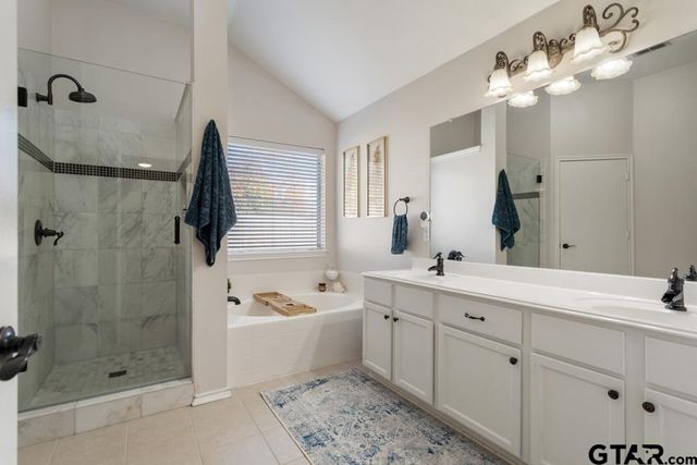 916 Pam, Tyler, TX 75703