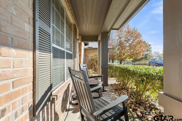 916 Pam, Tyler, TX 75703