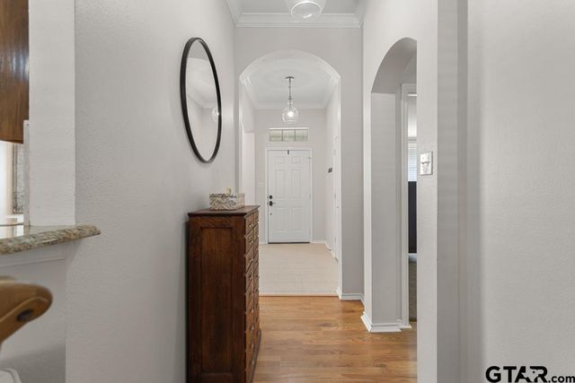 916 Pam, Tyler, TX 75703