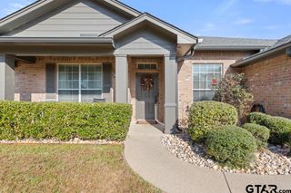 916 Pam, Tyler, TX 75703