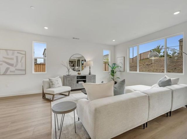 8600 Rockaway Drive, Vallejo, CA 94591