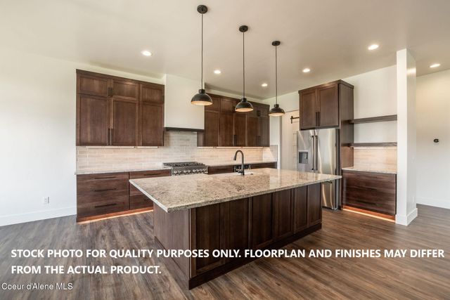 9140 W Cultivator Ave, Rathdrum, ID 83858