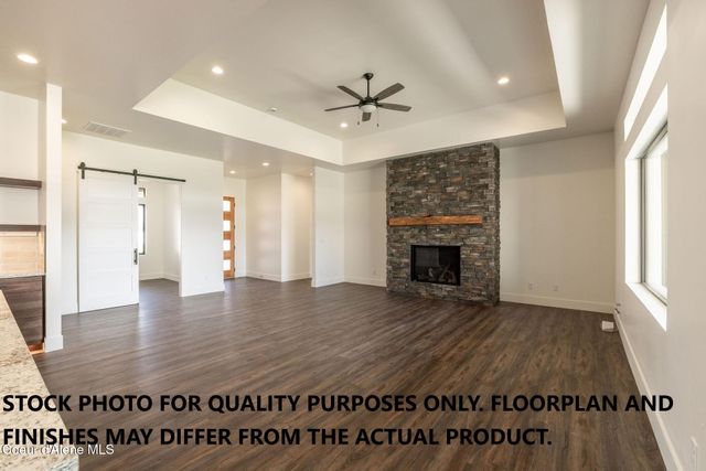 9140 W Cultivator Ave, Rathdrum, ID 83858