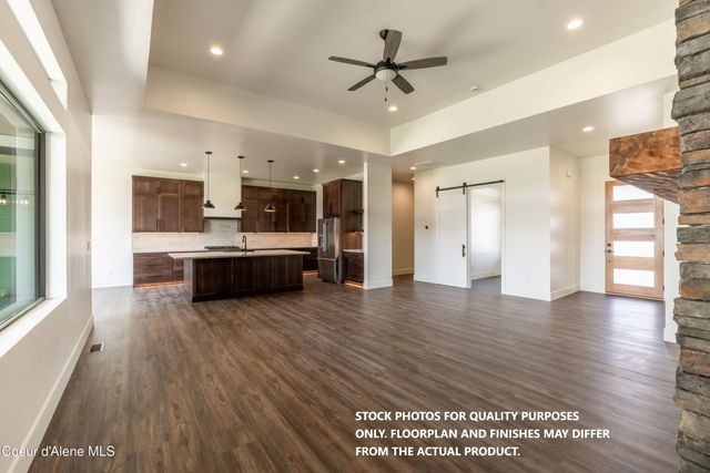 9140 W Cultivator Ave, Rathdrum, ID 83858
