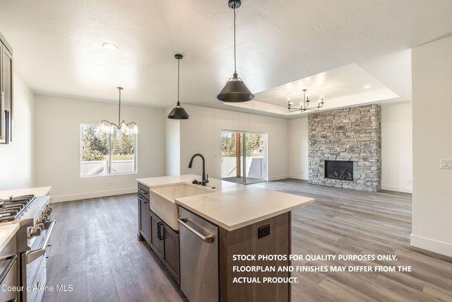 9140 W Cultivator Ave, Rathdrum, ID 83858