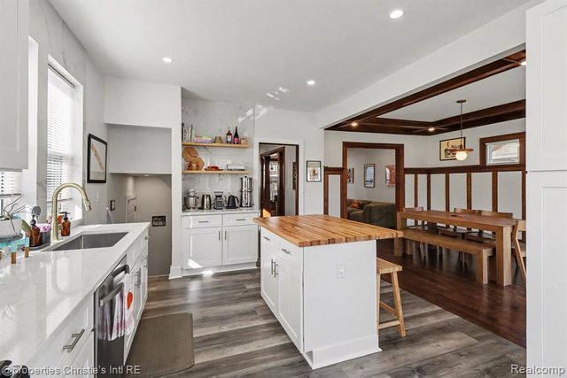 3466 Fischer Street, Detroit, MI 48214