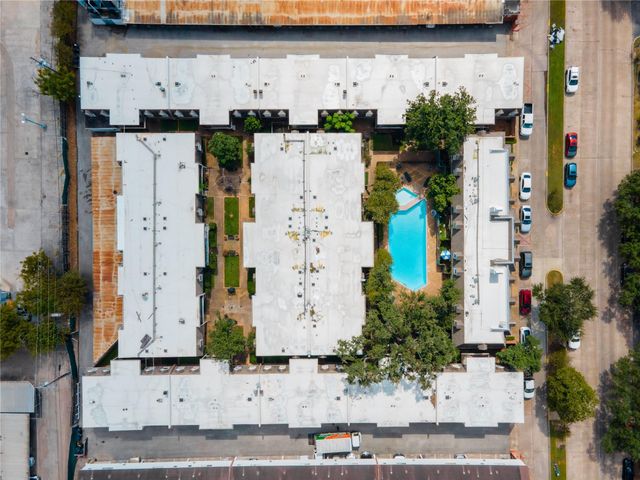 2617 Marilee Lane 1, Houston, TX 77057