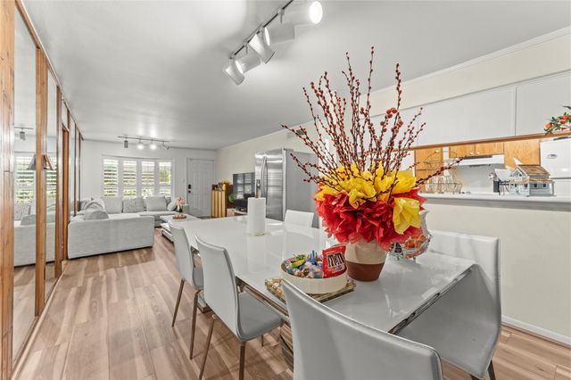 2617 Marilee Lane 1, Houston, TX 77057