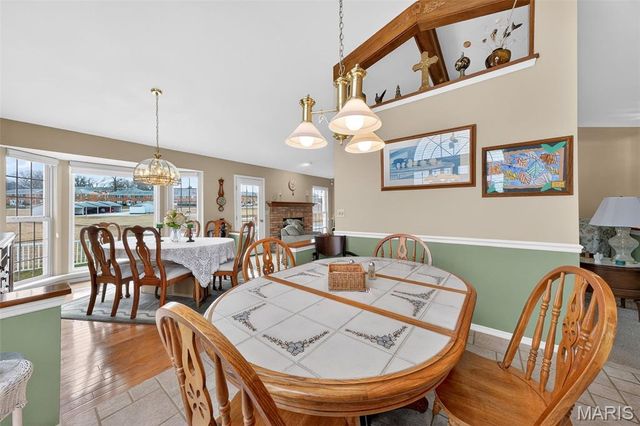 11318 Taylor Pines Drive, Maryland Heights, MO 63043