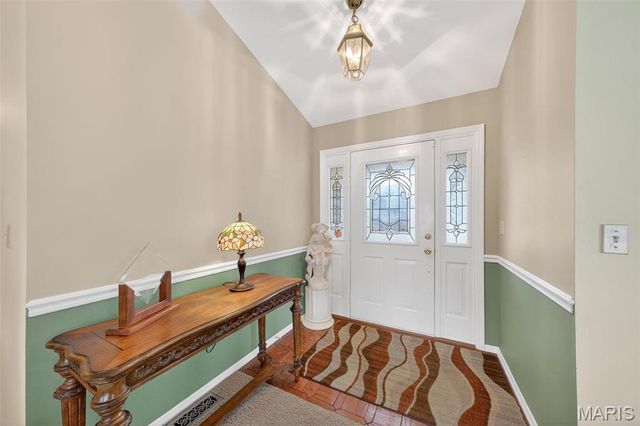 11318 Taylor Pines Drive, Maryland Heights, MO 63043