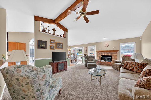 11318 Taylor Pines Drive, Maryland Heights, MO 63043