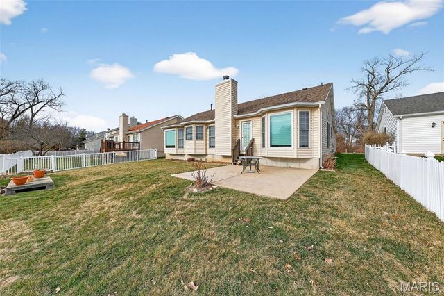 11318 Taylor Pines Drive, Maryland Heights, MO 63043