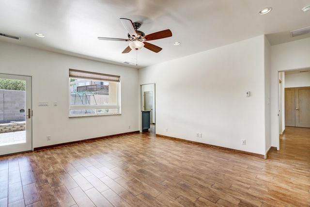 4924 Dodge Avenue NW, Albuquerque, NM 87114