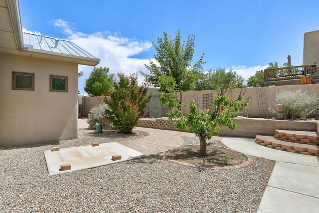 4924 Dodge Avenue NW, Albuquerque, NM 87114
