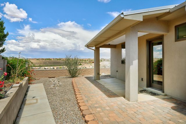 4924 Dodge Avenue NW, Albuquerque, NM 87114