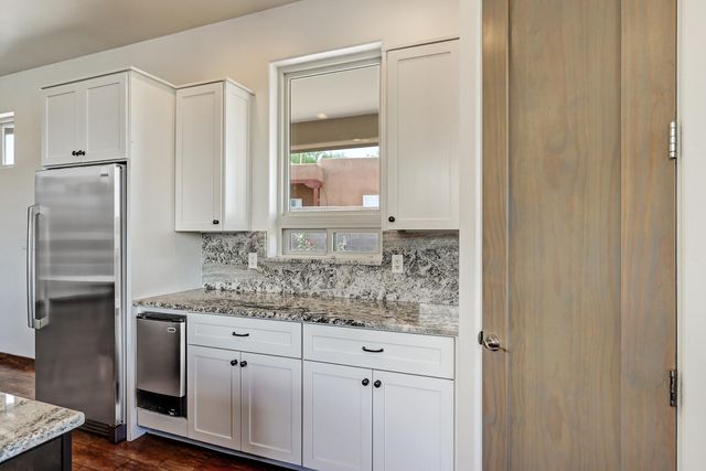 4924 Dodge Avenue NW, Albuquerque, NM 87114