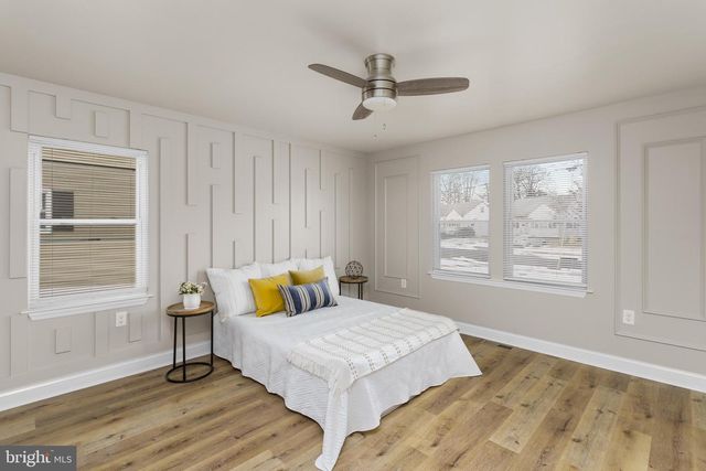 16 RANCHWOOD DR, Ewing, NJ 08618