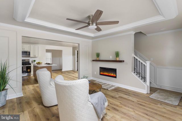 16 RANCHWOOD DR, Ewing, NJ 08618