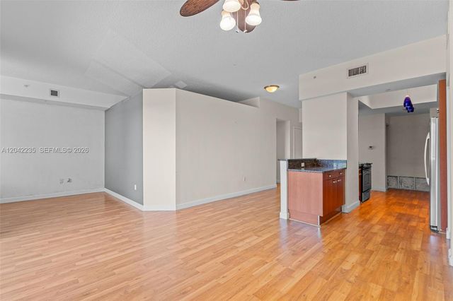 2301 Wilton Dr R207, Wilton Manors, FL 33305