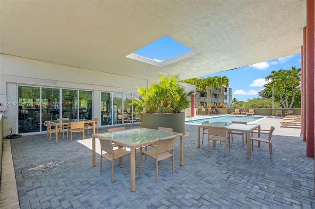 2301 Wilton Dr R207, Wilton Manors, FL 33305