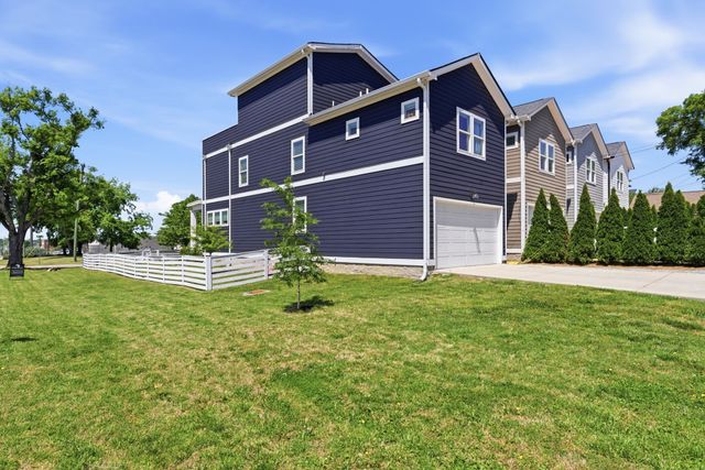 600A 45th Ave, N, Nashville, TN 37209