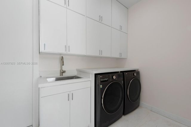 1090 NE 84th St, Miami, FL 33138