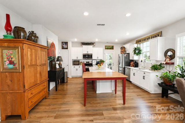 2826 Legacy Ridge Lane, Catawba, NC 28609