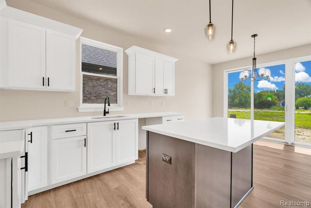 4108 Blossom Drive, Sterling Heights, MI 48314